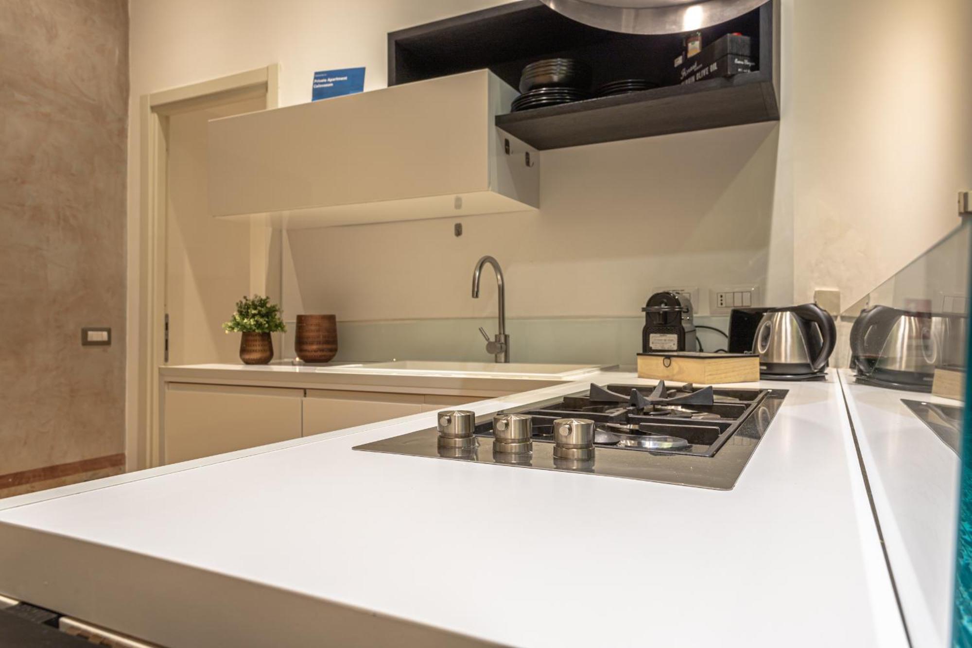 Private Apartment Colosseum โรม ภายนอก รูปภาพ