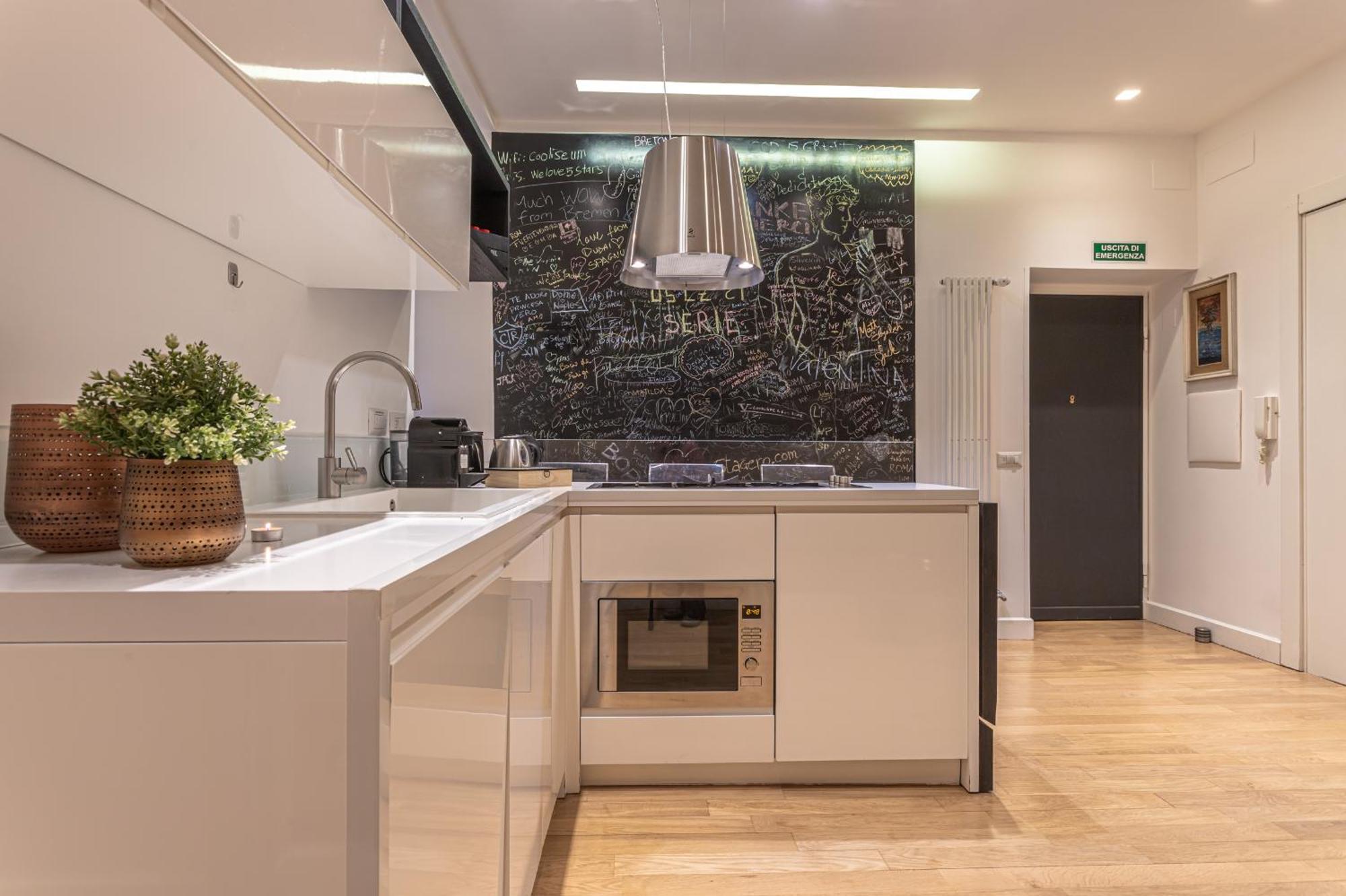 Private Apartment Colosseum โรม ภายนอก รูปภาพ